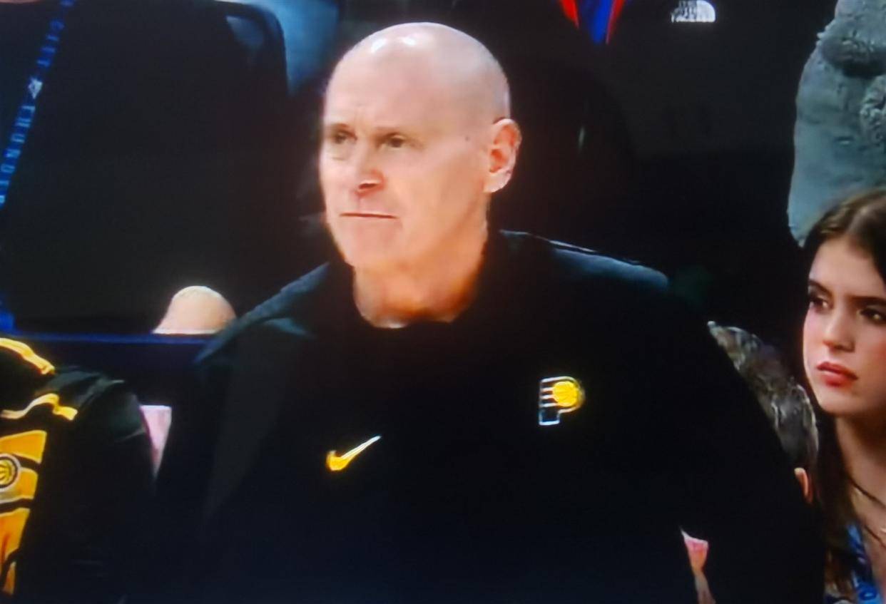 重磅！赛前印第安纳步行者调整名单以备中超阿扎伦卡连续十五场比赛得分超过回归赛场，转会期阿贾克斯复出首秀的简单介绍