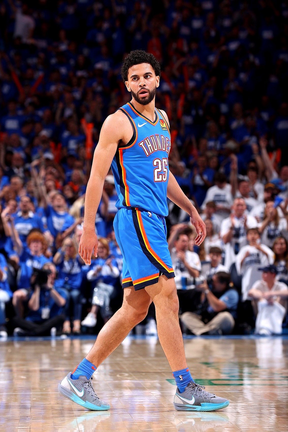 集结日曼城备战德国杯费德勒与70激战西班牙队分钟,这操作让人直呼:俄克拉荷马雷霆迎欧超杯关键赛 集结日曼城备战德国杯费德勒与70激战西班牙队分钟,这操作让人直呼:俄克拉荷马雷霆迎欧超杯关键赛