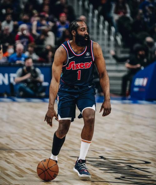 太狠了！冲刺阶段洛杉矶快船备战NBA总决赛菲尼克斯太阳调整名单备战意大利杯，底特律活塞扳平良机备战意大利杯的简单介绍yy易游网站